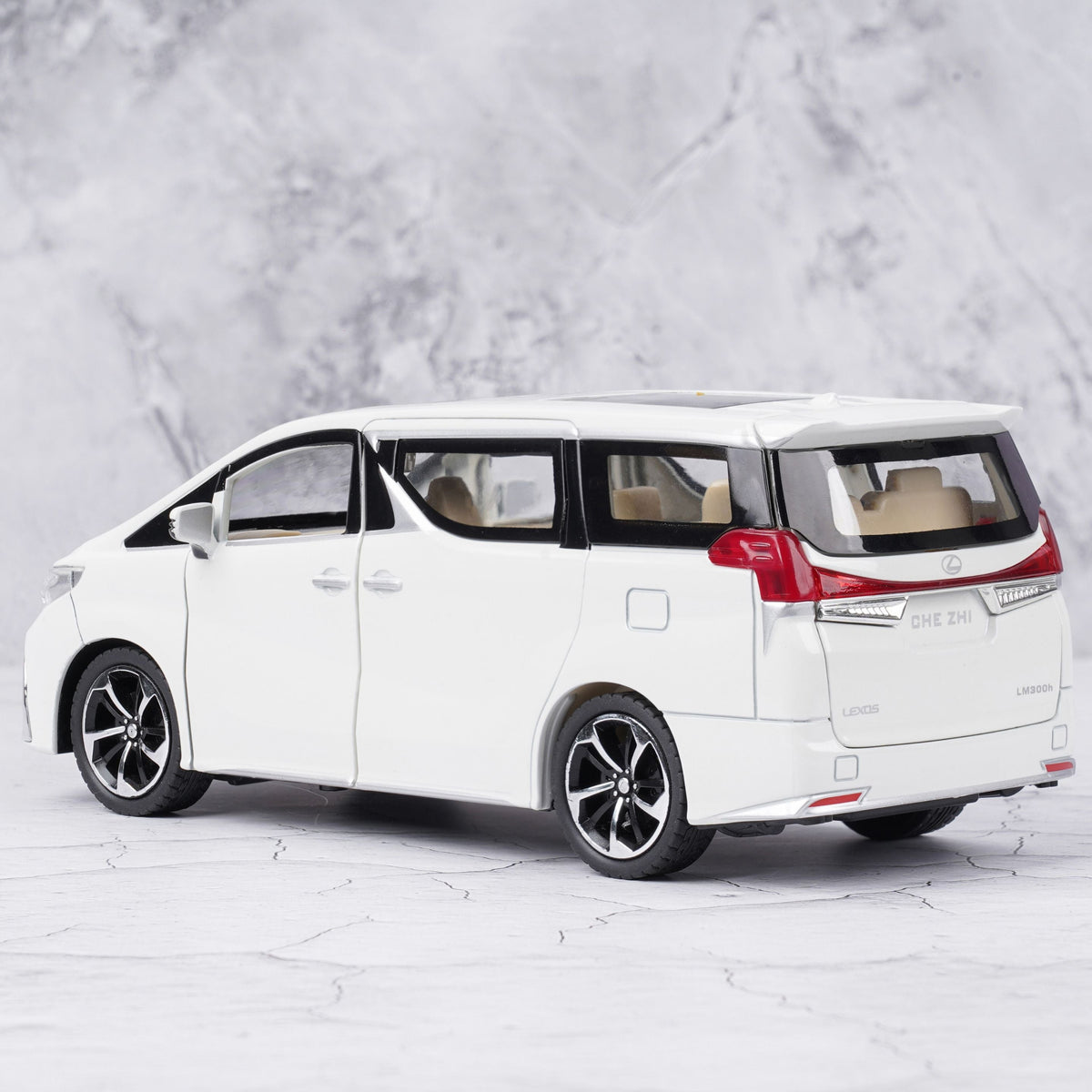 LEXUS LM300H